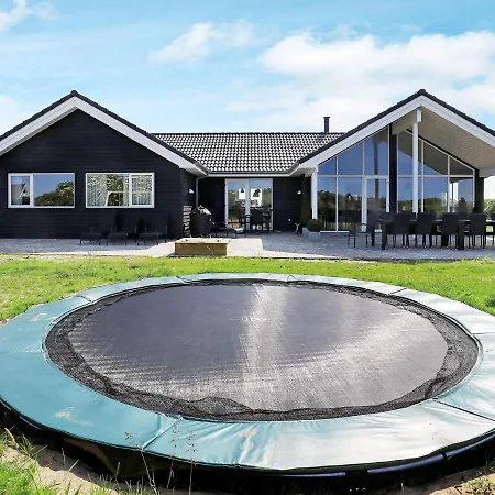 Holiday home 18 Person In Ringk Bing *