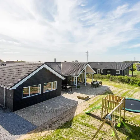 5 Star Holiday Home In Ringkobing