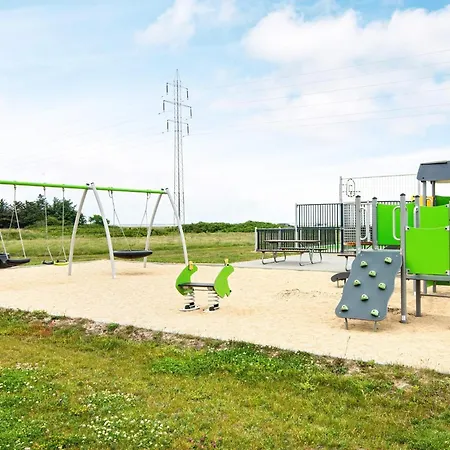 Vakantiehuis 18 Person In *