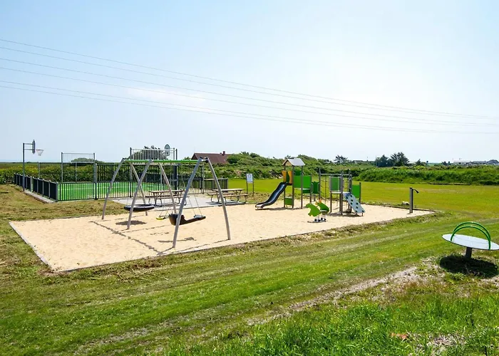 18 Person In Ringkøbing
