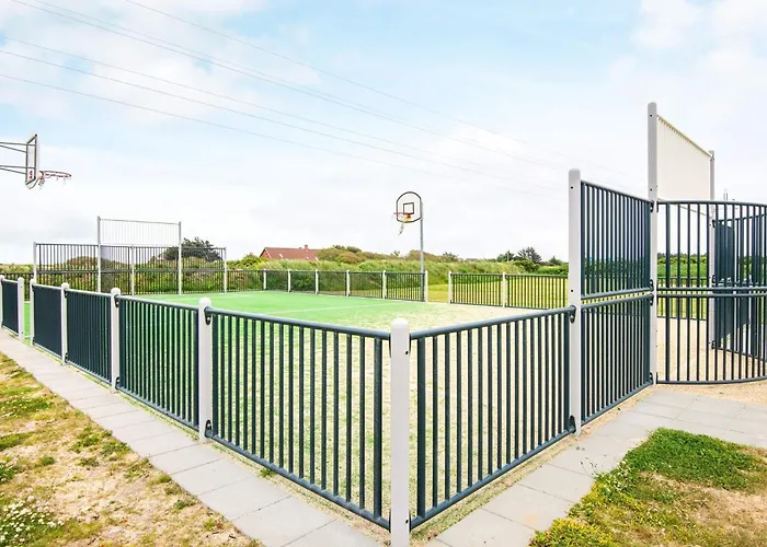 18 Person In Ringkøbing
